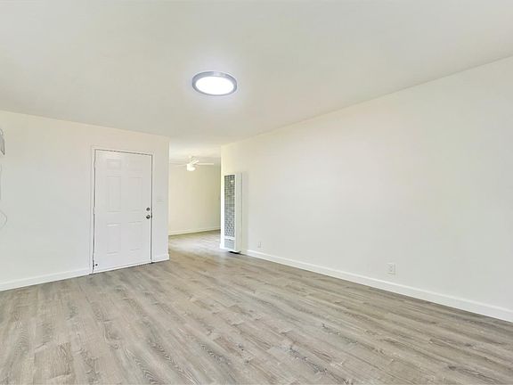 5th image of 7517ALMA W Vista Way