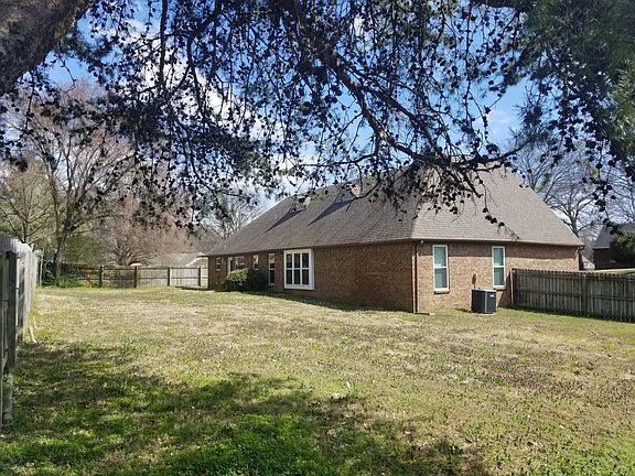 4th image of 8570 Chippingham Dr