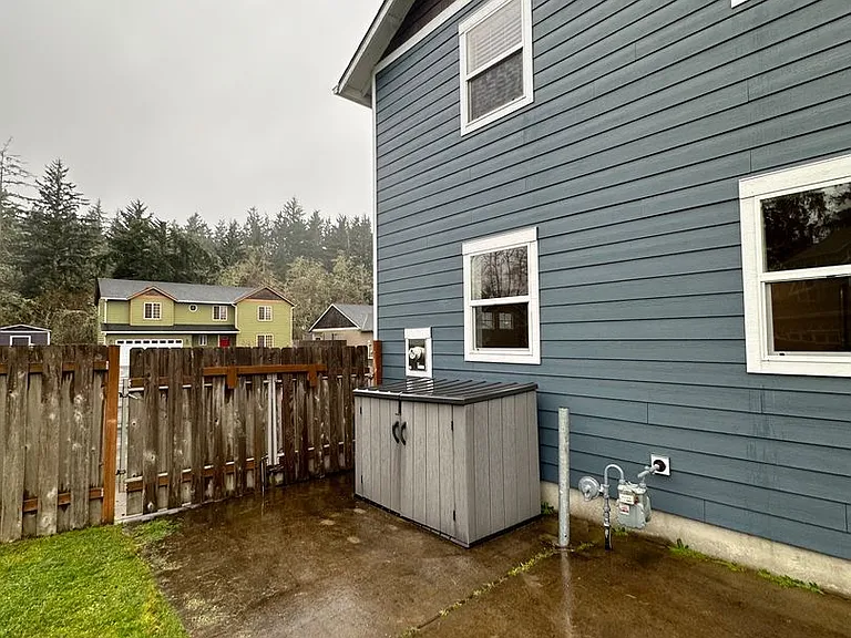 1670 Westwind Cir — Photo 50