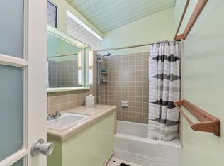 8260 McGroarty St, Sunland, CA 91040
