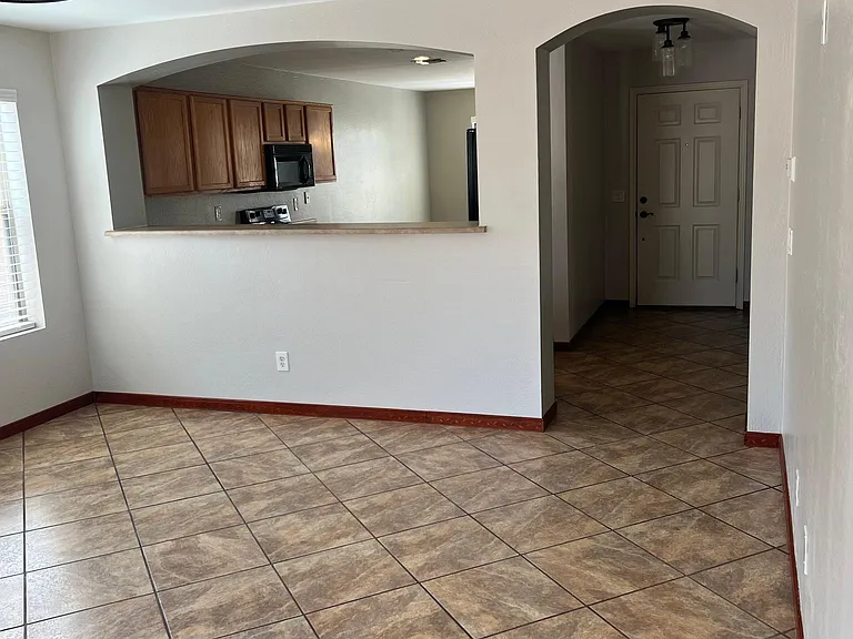 15946 W Williams St — Photo 11