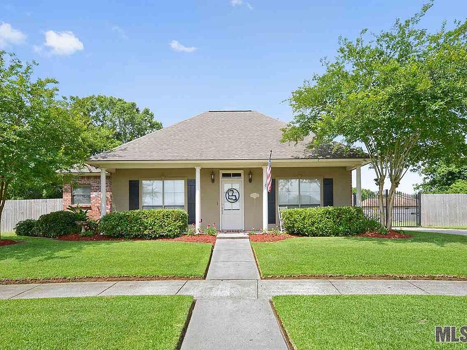 1st image of 6007 Sandy Creek Ln