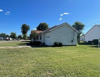 3rd image of 2504 Floyd Ave
