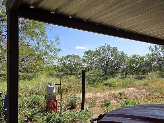 5th image of 387 Mills Ranch Rd