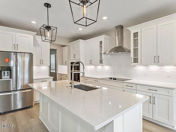 3rd image of 3128 Firethorn Cir