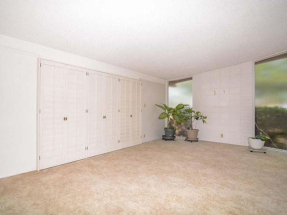 5th image of 3807 W Townley Ave