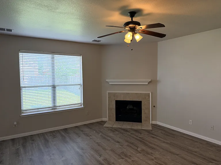 11508 Gloriosa Dr — Photo 5
