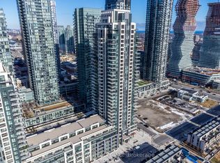 4055 Parkside Village Dr #508, Mississauga, ON L5B 0K2