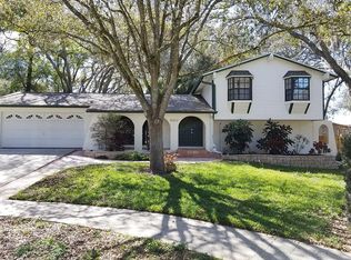 8002 Eastleigh Ct, Temple Terrace, FL 33637
