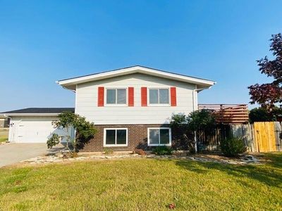 123 Southport Ct, Newton, KS, 67114