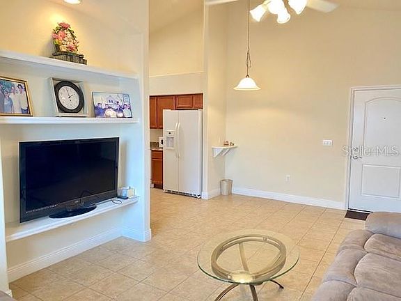 5th image of 1051 David Walker Dr #F-5