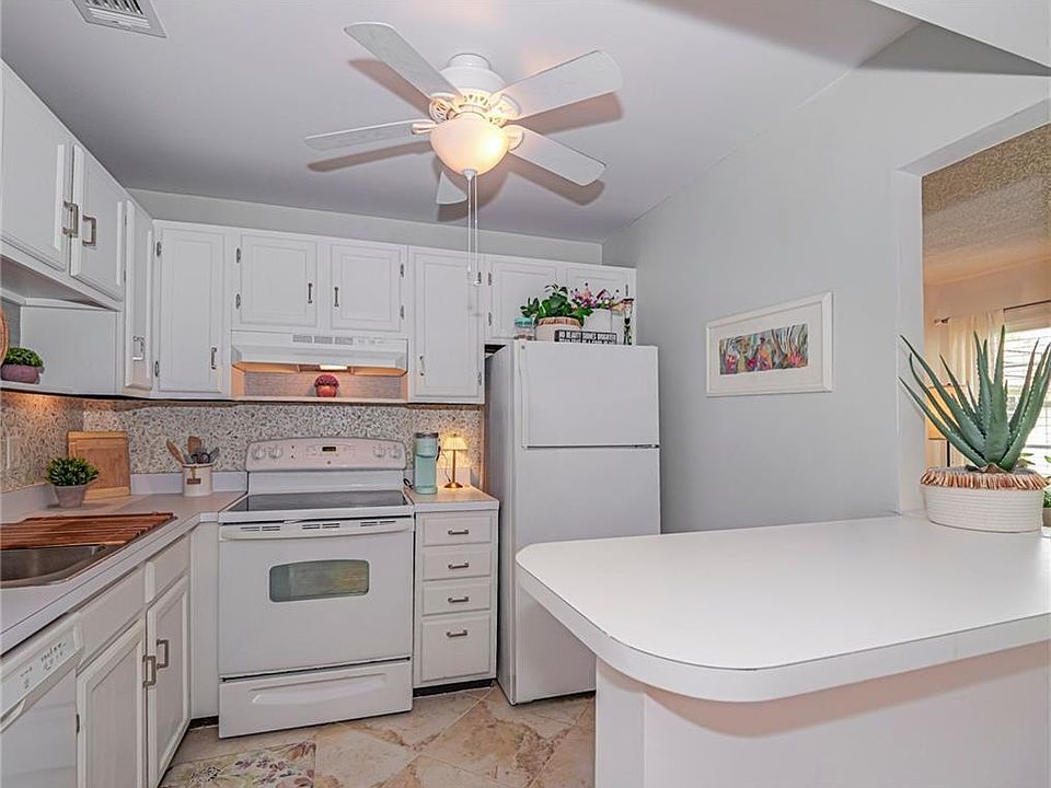 1st image of 75 Royal Oak Court #204
