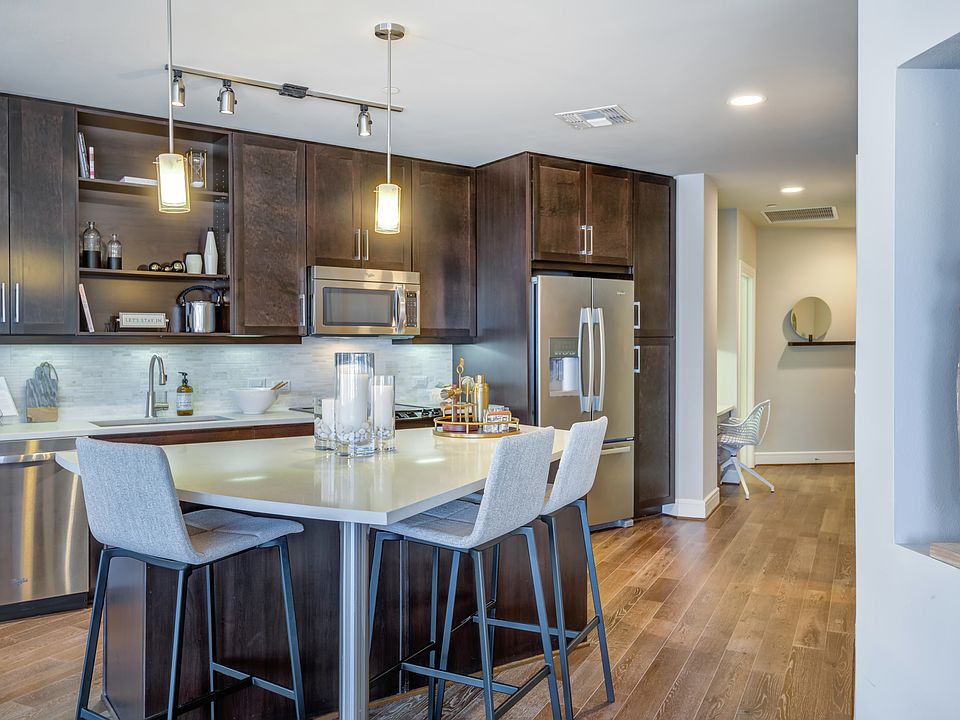 Open Kitchen
