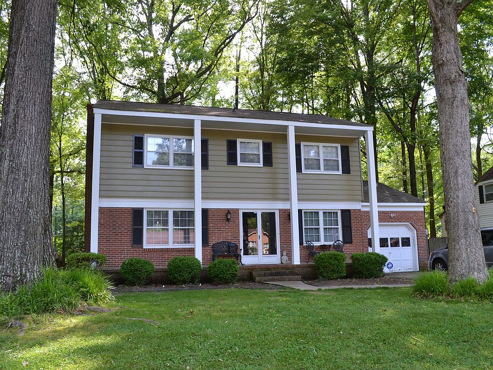 1st image of 214 Dominion Dr