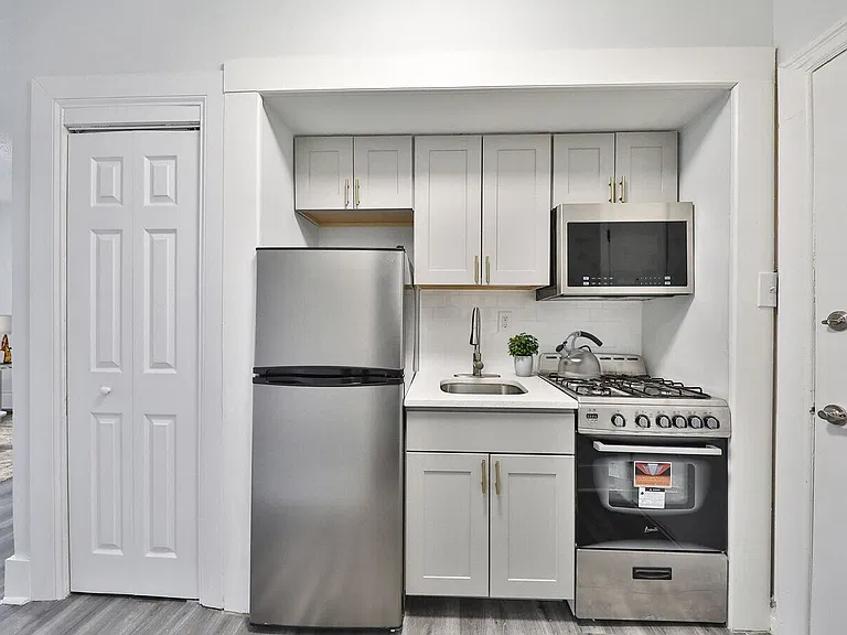 2224 Walnut St #S51 — Photo 23