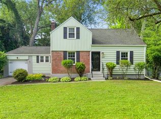 296 Spackenkill Rd, Poughkeepsie, NY 12603