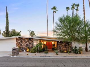 5190 E Lakeside Dr, Palm Springs, CA 92264