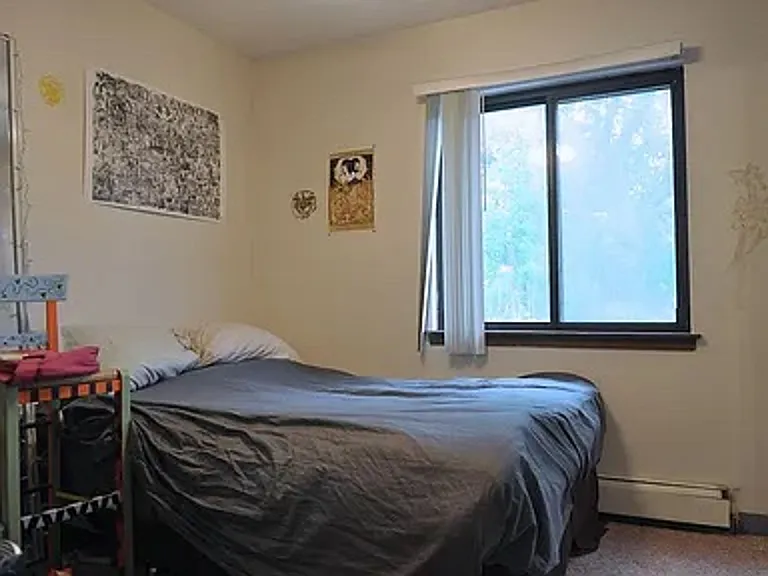 434 S Johnson St — Photo 37