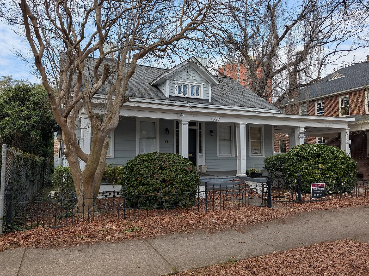 3 bed, $3,000 — Photo 2