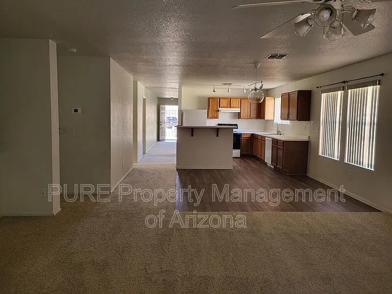 673 S Porter St — Photo 5