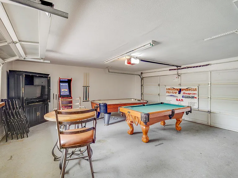 568 Sellmeyer Ln — Photo 34