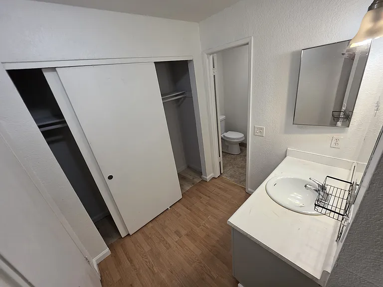 6214 Porterfield Ct — Photo 10