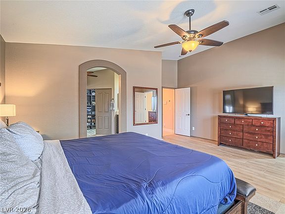 5th image of 6608 Ruddock Dr