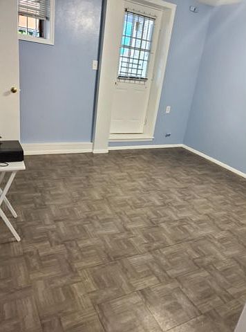1st image of 3259 Mickle Ave