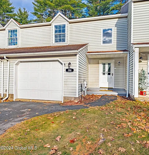 208 Whitetail Ct Photo 1