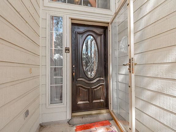 3rd image of 3711 Lauderwood Ln
