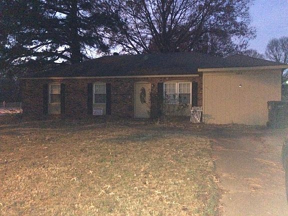2nd image of 2404 Colonial Hills Dr