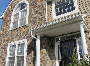 87 Meadowcroft Ln, Lincoln University, PA 19352