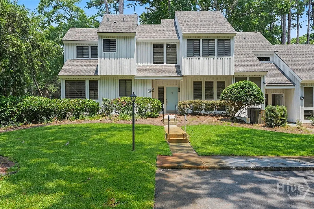 4 bed, 3.0 bath, 2170 sqft, $3,750 — Photo 3