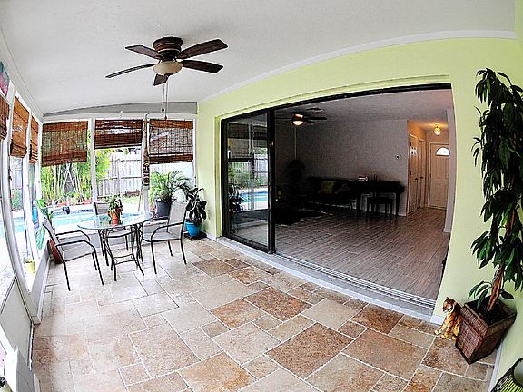 3rd image of 1288 Fruitland Ave