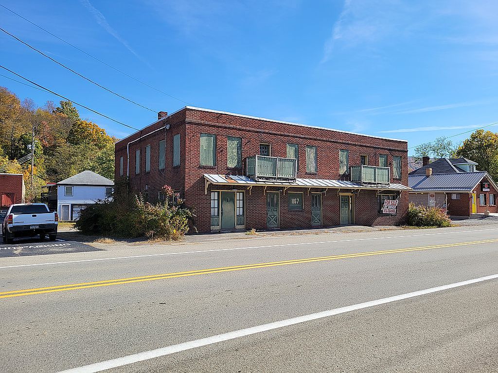 1167 National Pike, Hopwood, PA 15445 Zillow