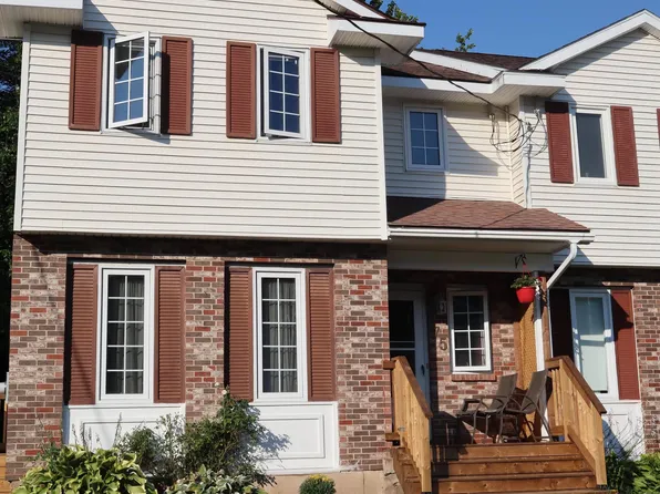 75 Bruce Dr, Lower Sackville, NS B4C 3T8