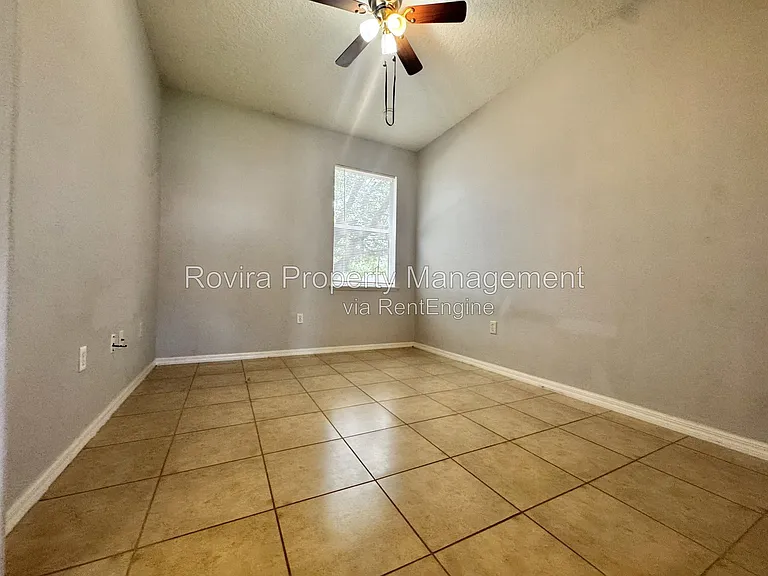 806 Palermo Ct — Photo 9