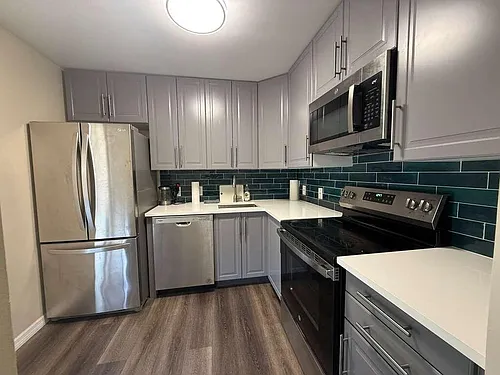 3301 N Country Club Dr Photo 1
