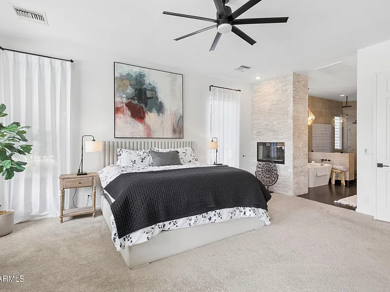 1465 W Island Cir — Photo 45