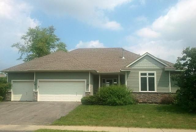 1st image of 770 Lake Susan Hills Dr