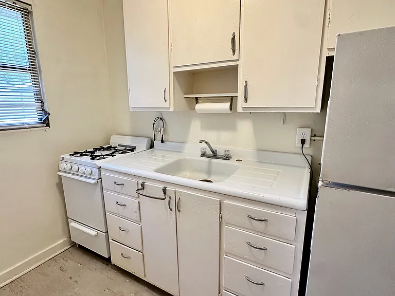 3 Ross Cir #3 — Photo 11