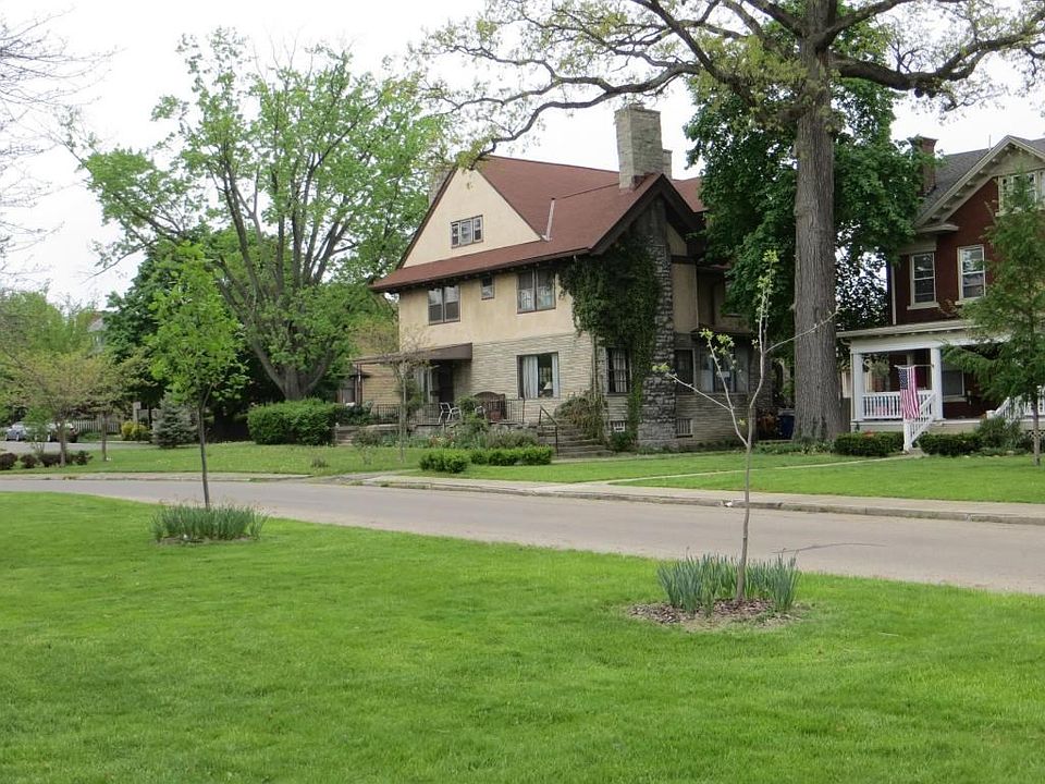1st image of 1570 Hawthorne Park