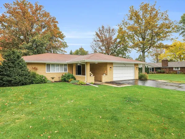 104 W Saint Joseph, Thomasboro, IL 61878