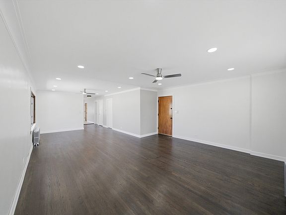Living Room/ Dinning Room
