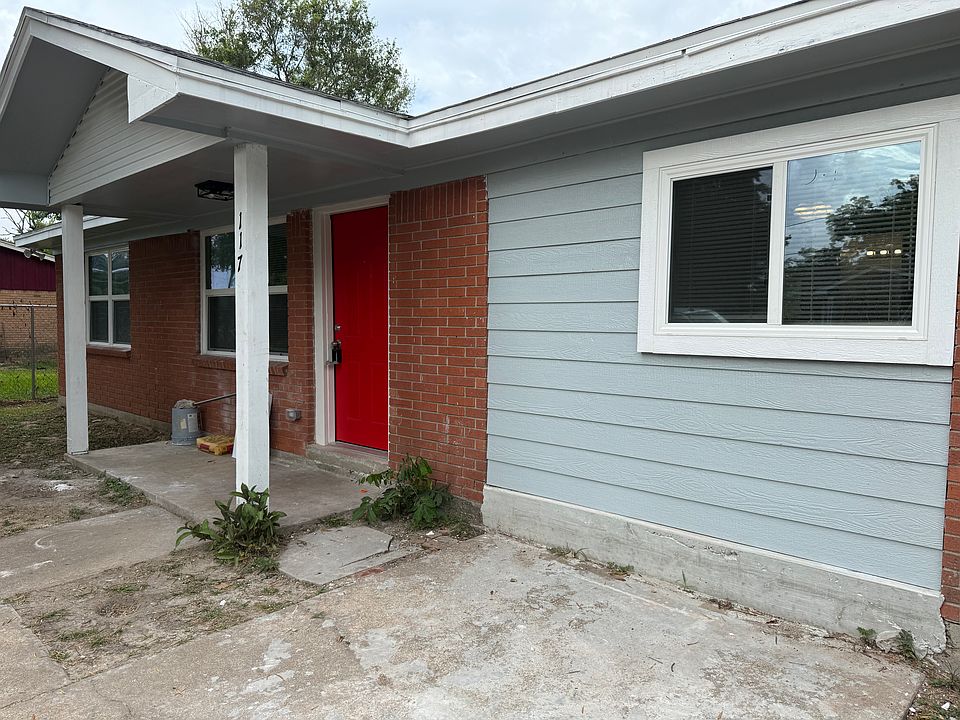 1st image of 117 Thelma Ln