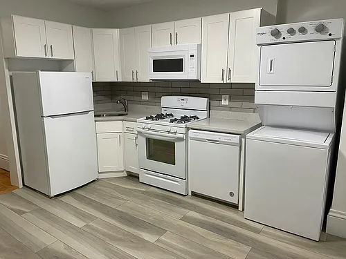 252 Windsor St #3 Photo 1