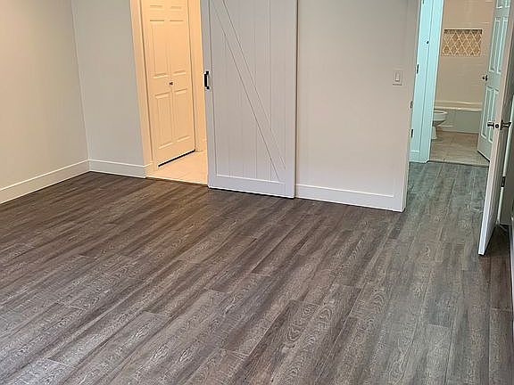 4th image of 5839 S Waterbury Dr Unit G