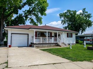 918 20th St, Columbus, NE 68601