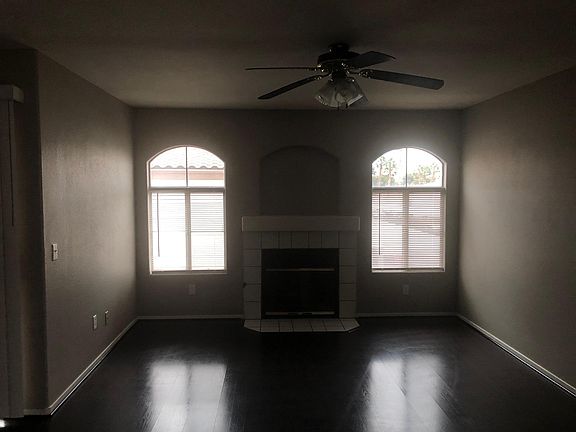 4th image of 4555 E Sahara Ave Unit 221