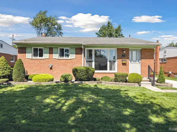 13772 Peach St, Southgate, MI 48195